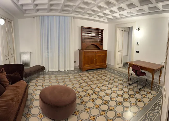 아파트 Homehouseone *