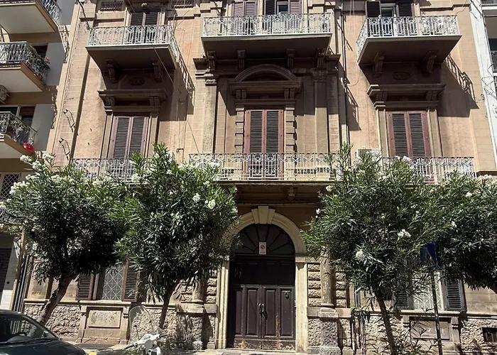 Homehouseone 아파트