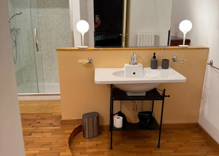 아파트 Homehouseone